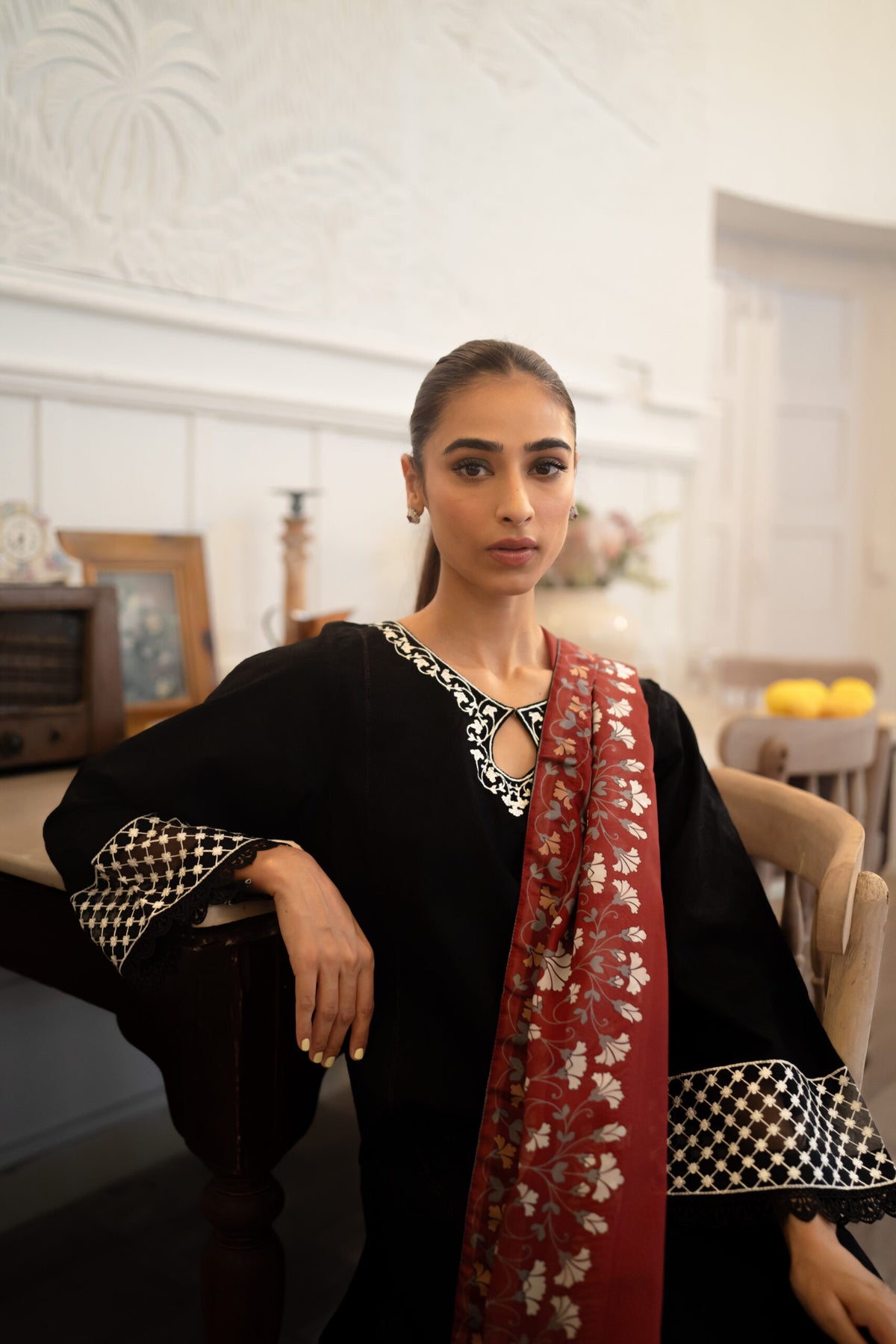Azall Riha — The Chikankari Edit, image 8